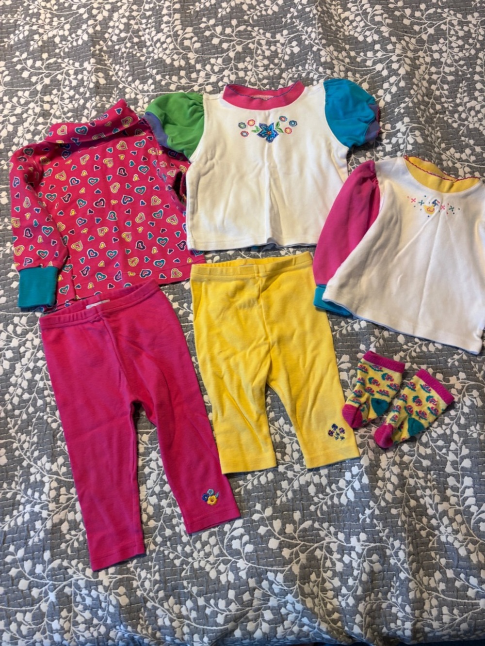 Lot of 8 pieces XS/S vintage 1990’s Gymboree